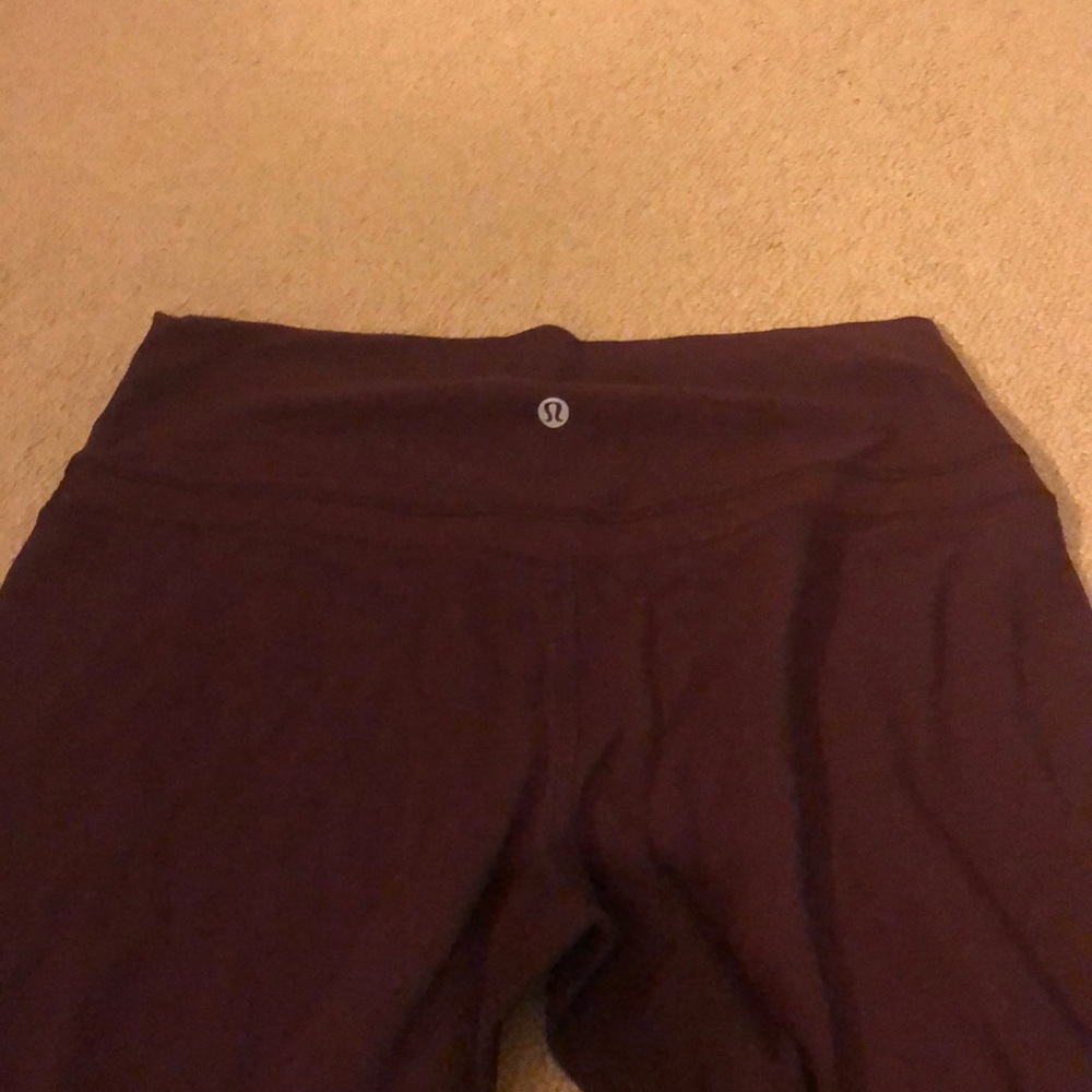 Maroon Lululemon leggings